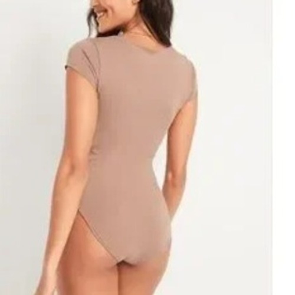 Old Navy Womens Brown Fitted Bodysuit Top Short Sleeve V Neck Size Large